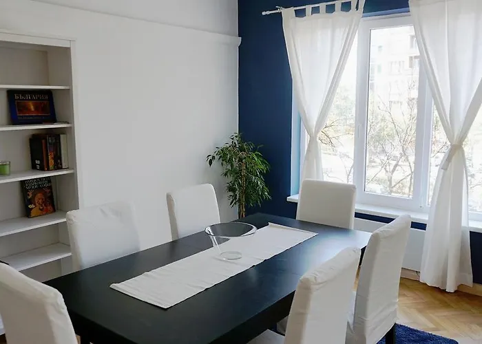 Cozy 2br On Vitosha Blvd - Next To Ndk *