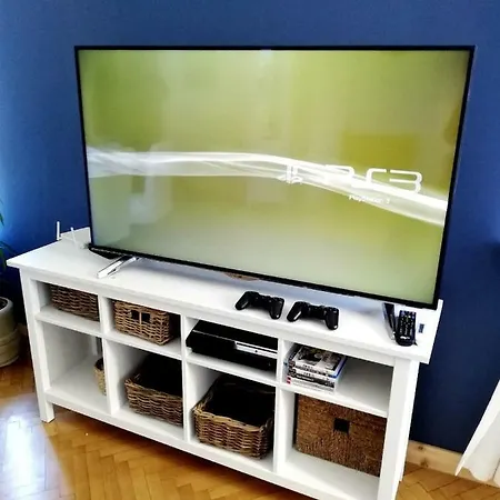 Cozy 2br On Vitosha Blvd - Next To Ndk *